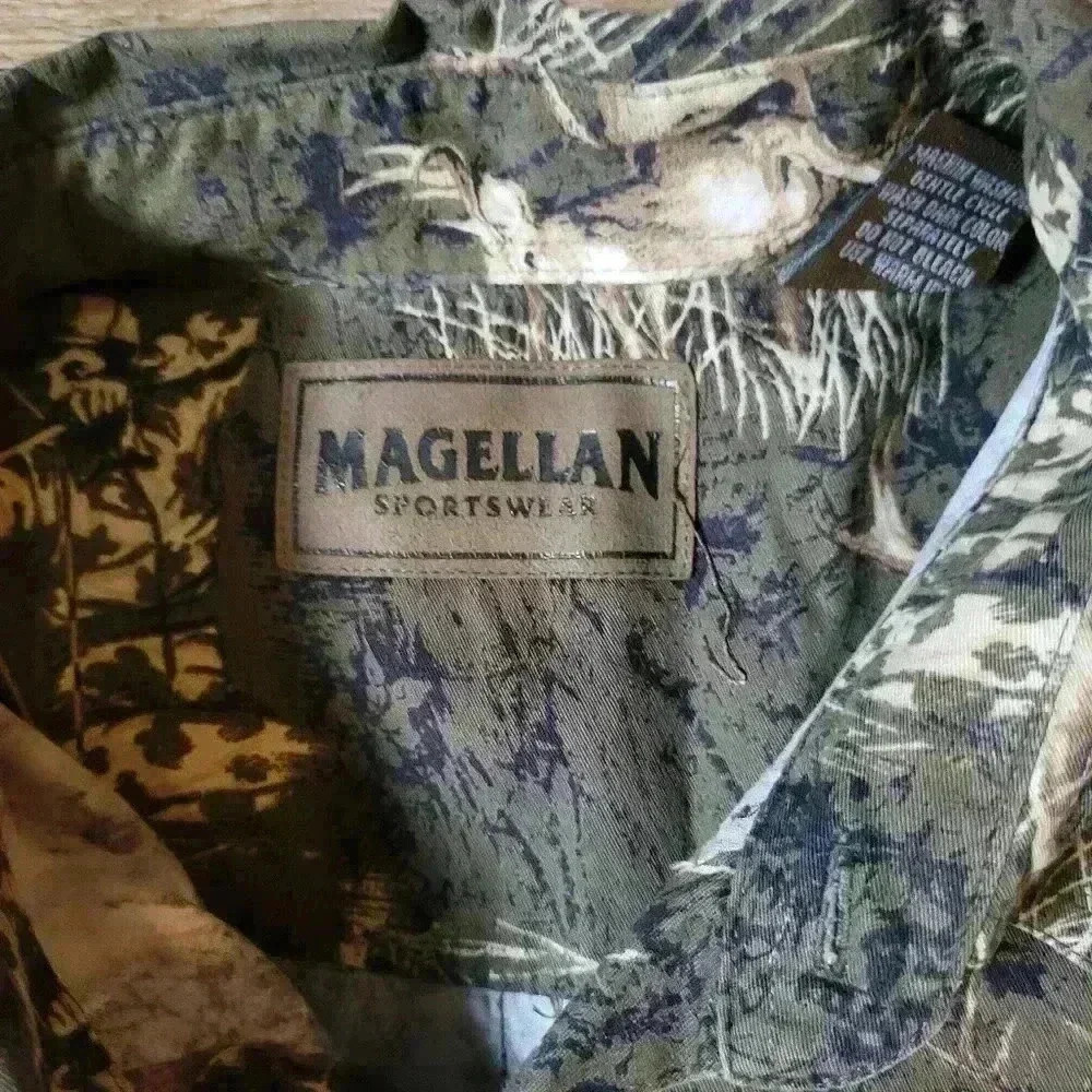 Magellan Men's Sportsman Camo Long Sleeve Buttondown Shirt Size Large - Picture 3 of 8